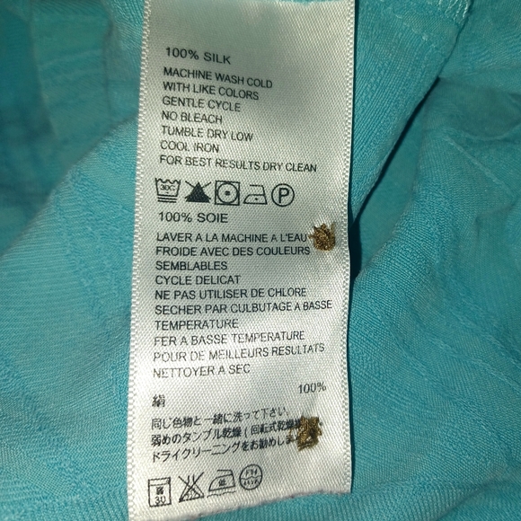 Vintage Tommy Bahama Silk Button-Down Shirt - Picture 9 of 12